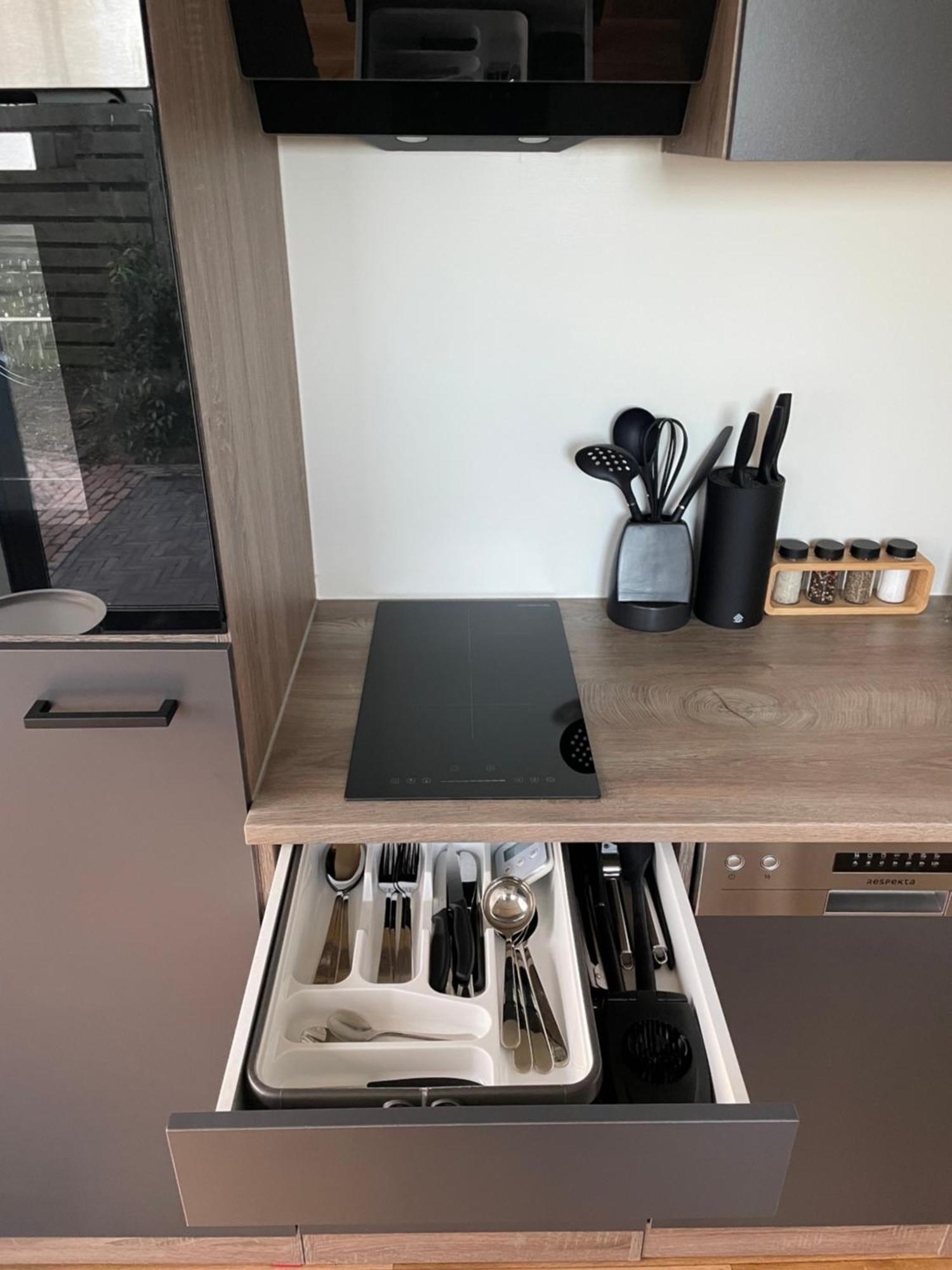 Luxe Tiny House Incl Jacuzzi En Strandhuisje In Zomerseizoen Meliskerke Extérieur photo